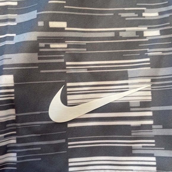 NEW WITH TAGS! Boys XL Nike shorts - Picture 4 of 4